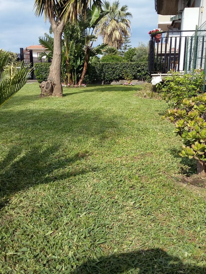 Appartamenti Sole Delle Aci Aci Sant'Antonio Exterior photo